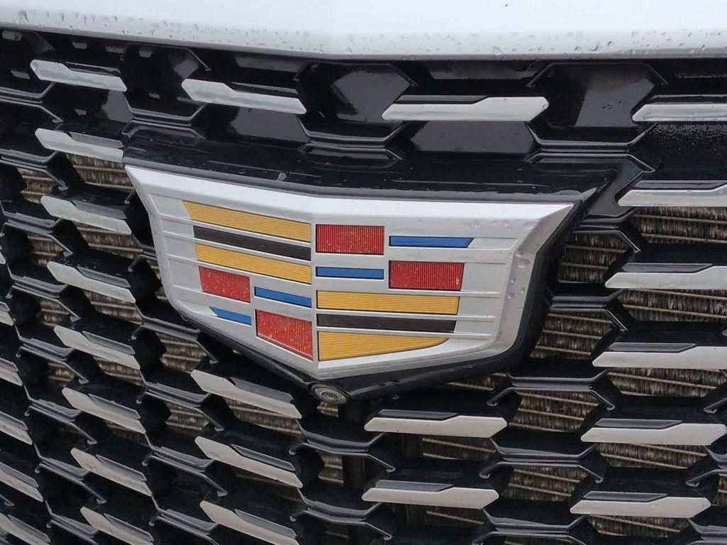 used 2020 Cadillac XT5 car, priced at $15,000