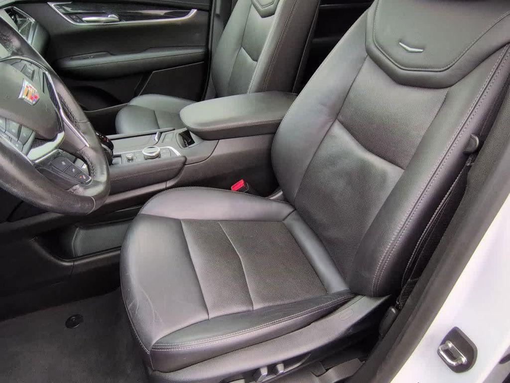 used 2020 Cadillac XT5 car, priced at $15,000