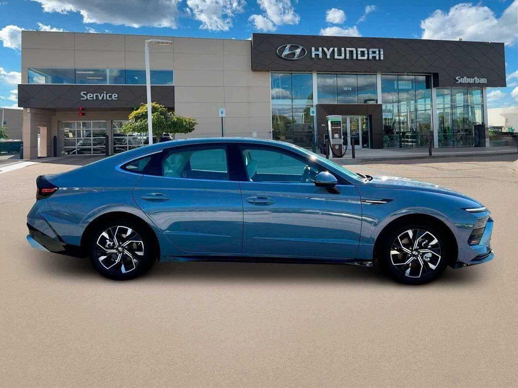 new 2025 Hyundai Sonata car, priced at $29,680