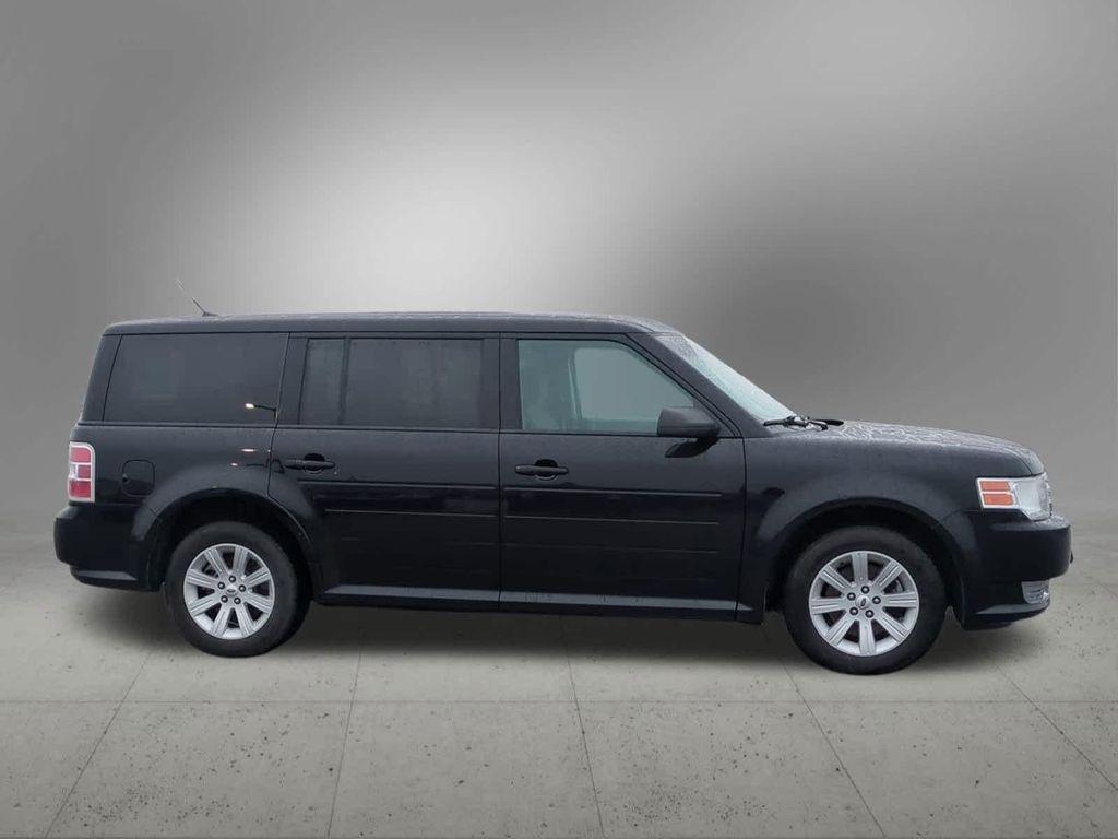 used 2012 Ford Flex car, priced at $5,500
