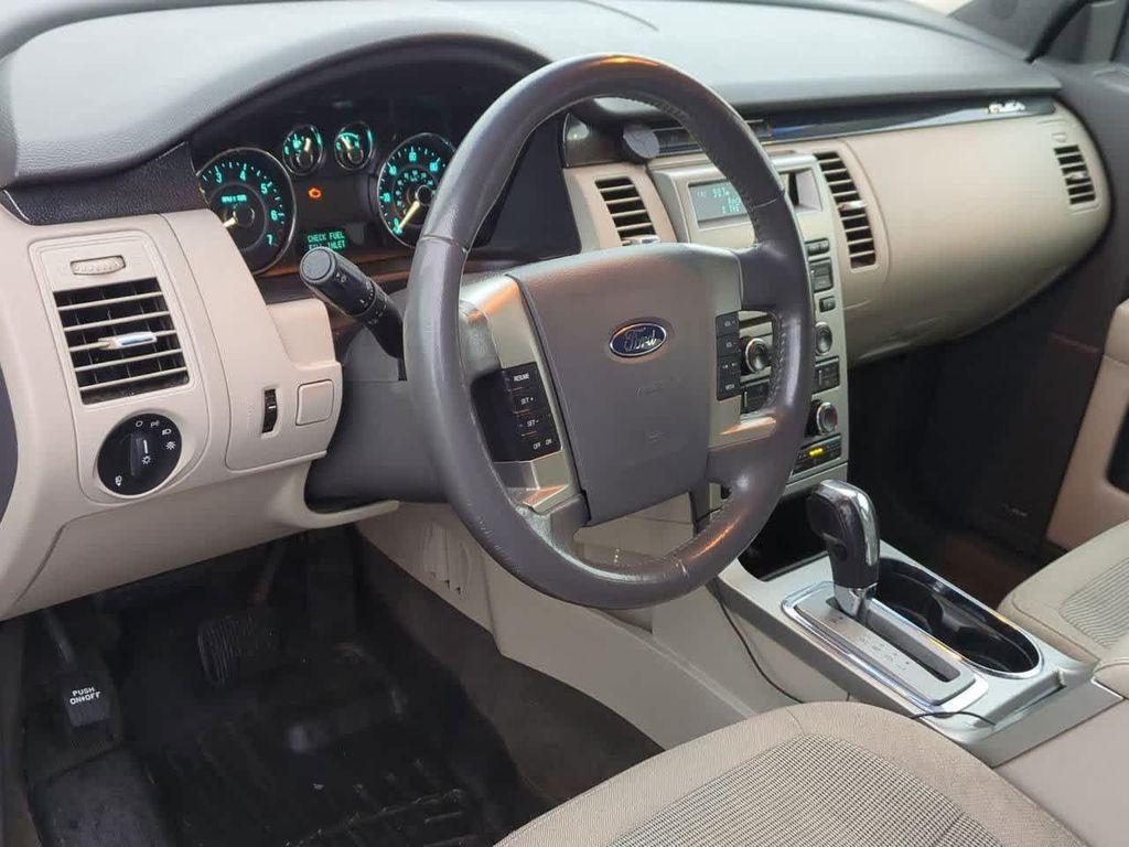 used 2012 Ford Flex car, priced at $5,500