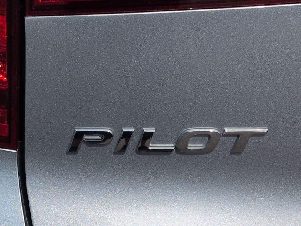 used 2017 Honda Pilot car, priced at $17,776