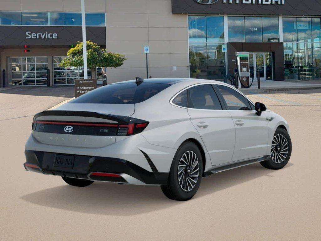 new 2026 Hyundai Sonata Hybrid car, priced at $34,061
