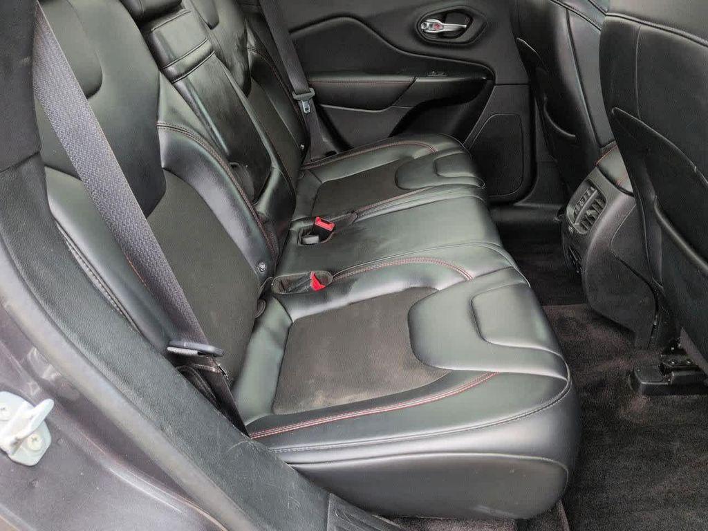used 2019 Jeep Cherokee car, priced at $8,280