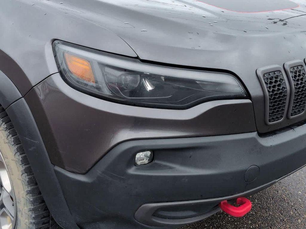 used 2019 Jeep Cherokee car, priced at $8,280
