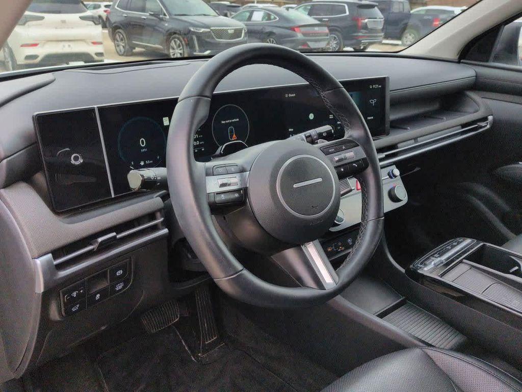 used 2025 Hyundai TUCSON Hybrid car, priced at $35,000