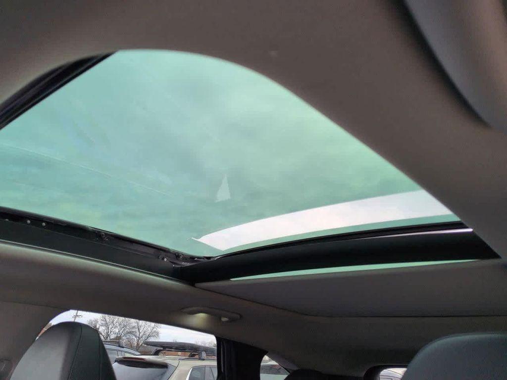 used 2025 Hyundai TUCSON Hybrid car, priced at $35,000