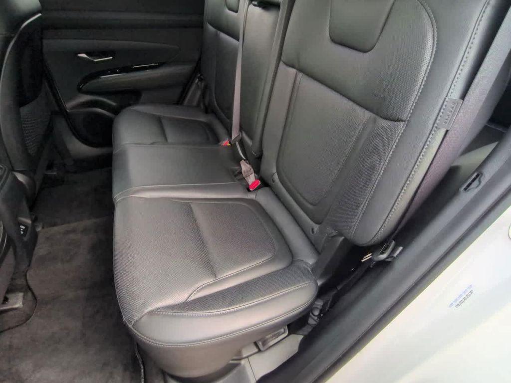 used 2025 Hyundai TUCSON Hybrid car, priced at $35,000