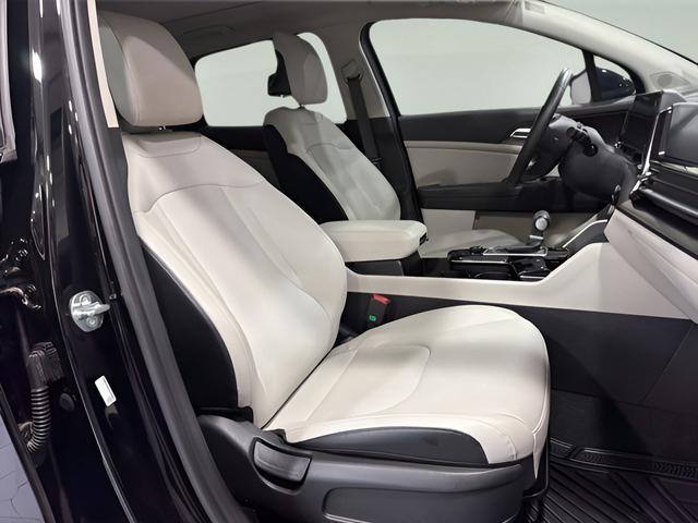 used 2025 Kia Sportage car, priced at $27,799