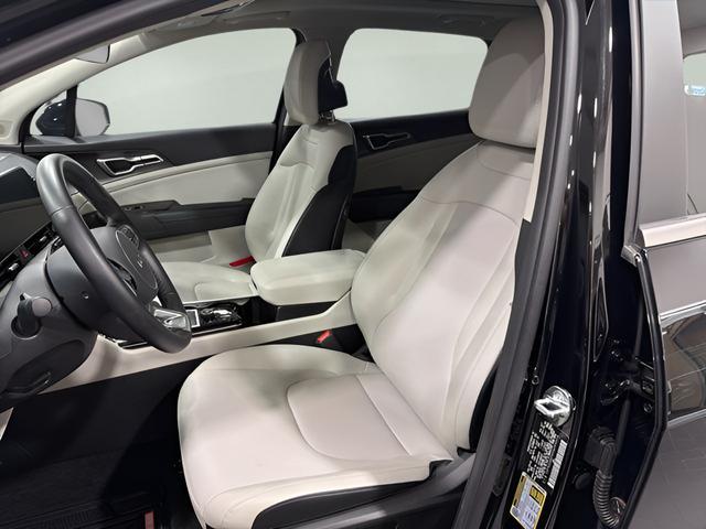 used 2025 Kia Sportage car, priced at $27,799