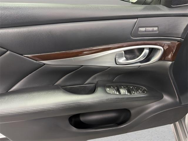 used 2015 INFINITI Q70 car, priced at $18,900