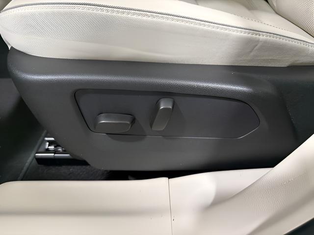 used 2022 Buick Envision car, priced at $25,900