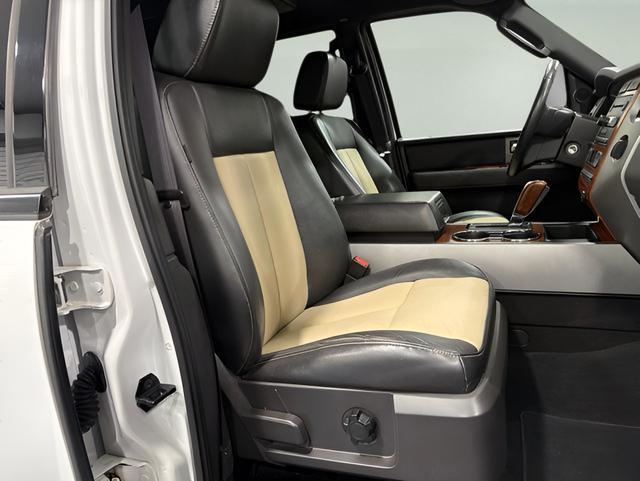 used 2007 Ford Expedition car, priced at $10,000