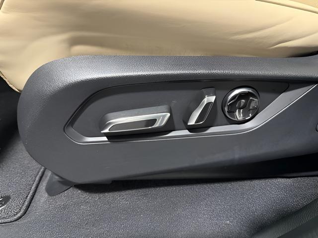 used 2023 Acura MDX car, priced at $43,299