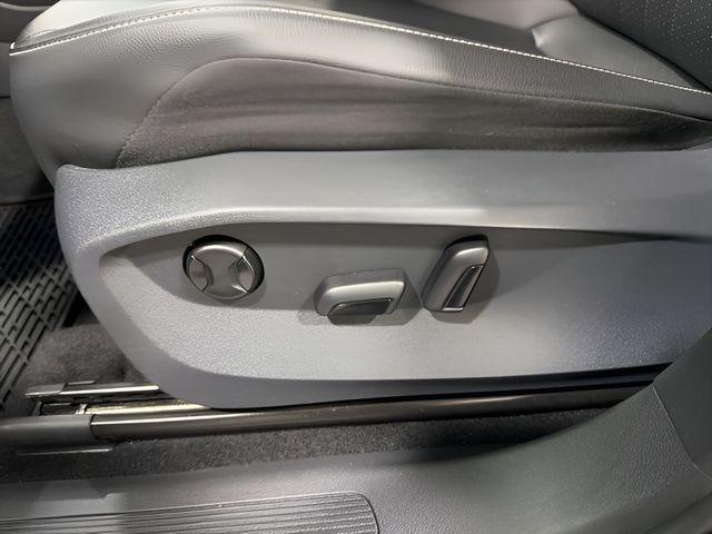 used 2022 Volkswagen Tiguan car, priced at $21,000