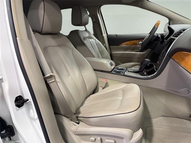 used 2014 Lincoln MKX car, priced at $17,900