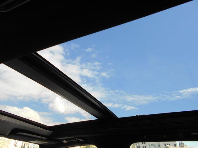 new 2026 Lincoln Navigator car, priced at $109,090