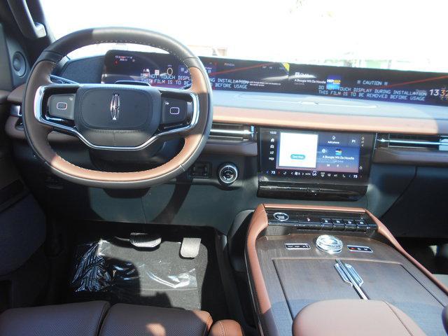 new 2026 Lincoln Navigator car, priced at $109,090