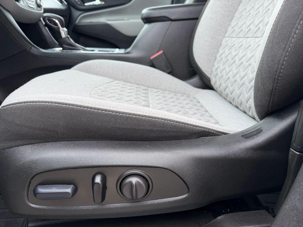 used 2023 Chevrolet Equinox car, priced at $19,795