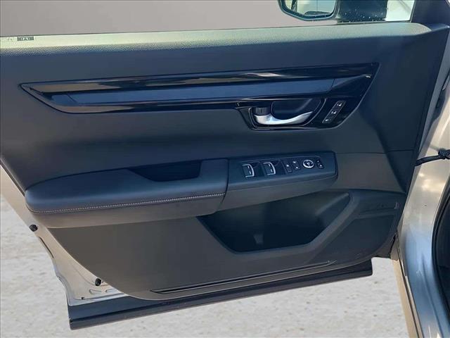 used 2025 Honda CR-V Hybrid car, priced at $35,670