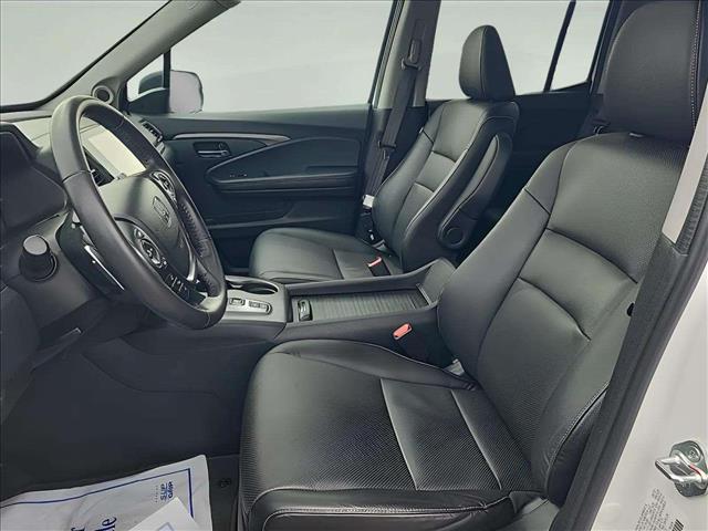 used 2023 Honda Ridgeline car, priced at $34,995