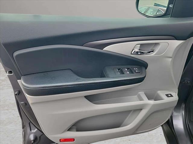 used 2017 Honda Pilot car, priced at $22,995
