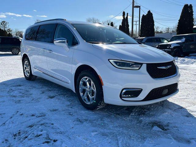 used 2021 Chrysler Pacifica car, priced at $23,997