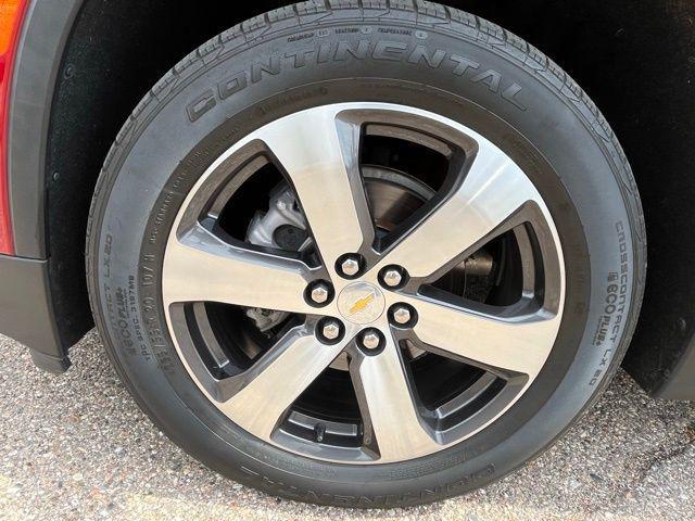 used 2022 Chevrolet Traverse car, priced at $23,999