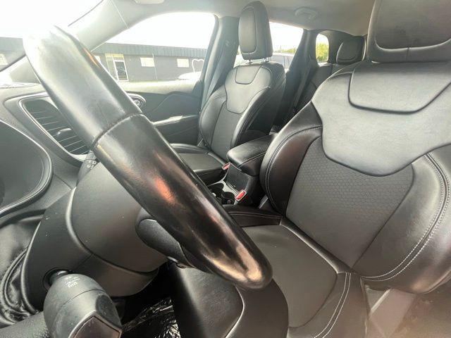 used 2020 Jeep Cherokee car, priced at $19,497