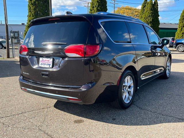 used 2019 Chrysler Pacifica car, priced at $17,799