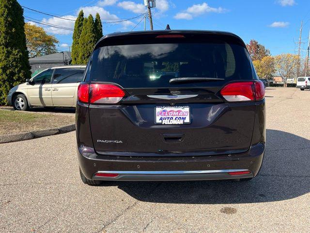 used 2019 Chrysler Pacifica car, priced at $17,799