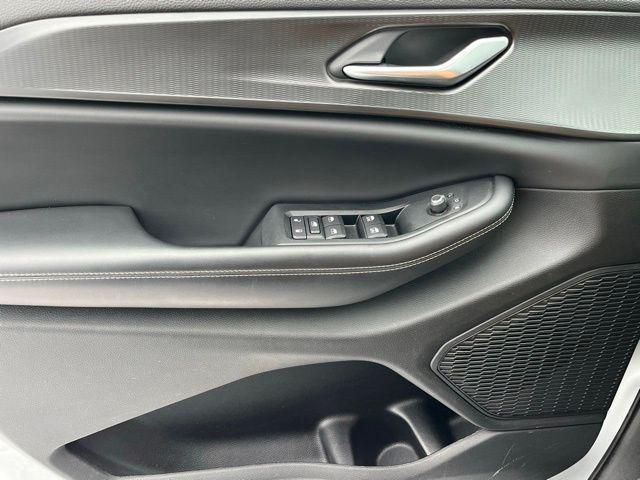 used 2023 Jeep Grand Cherokee L car, priced at $26,699