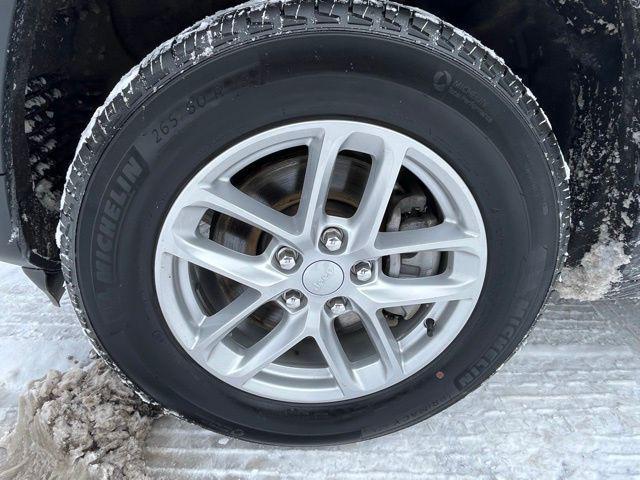 used 2023 Jeep Grand Cherokee L car, priced at $26,699