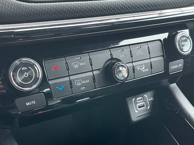 used 2023 Jeep Compass car, priced at $22,797