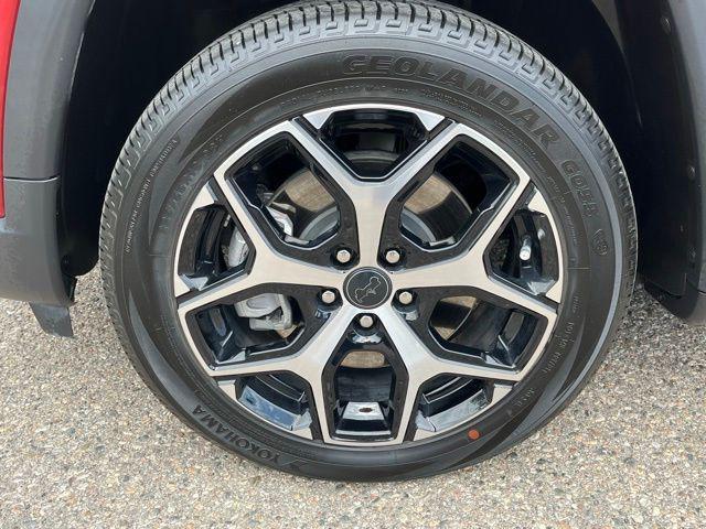 used 2025 Jeep Compass car, priced at $26,989