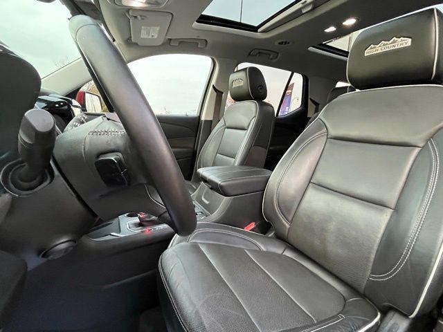 used 2020 Chevrolet Traverse car, priced at $27,250
