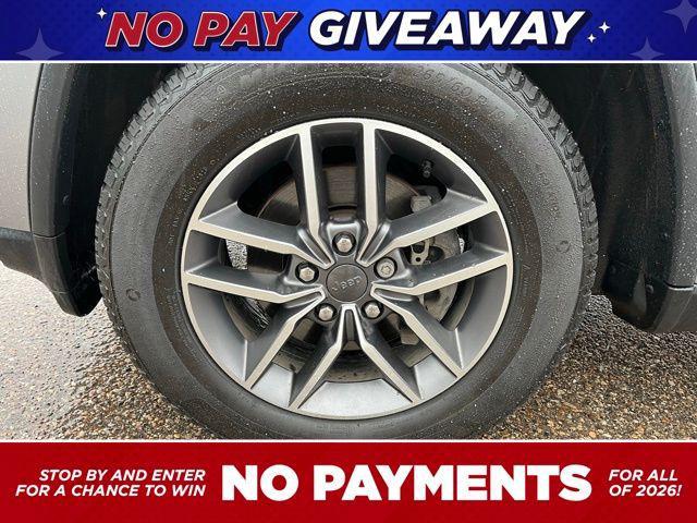 used 2020 Jeep Grand Cherokee car, priced at $18,899