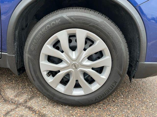 used 2020 Nissan Rogue car, priced at $14,299