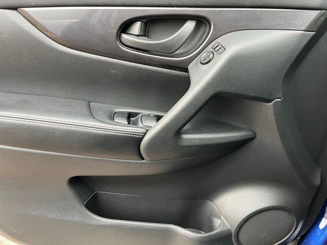 used 2020 Nissan Rogue car, priced at $14,299