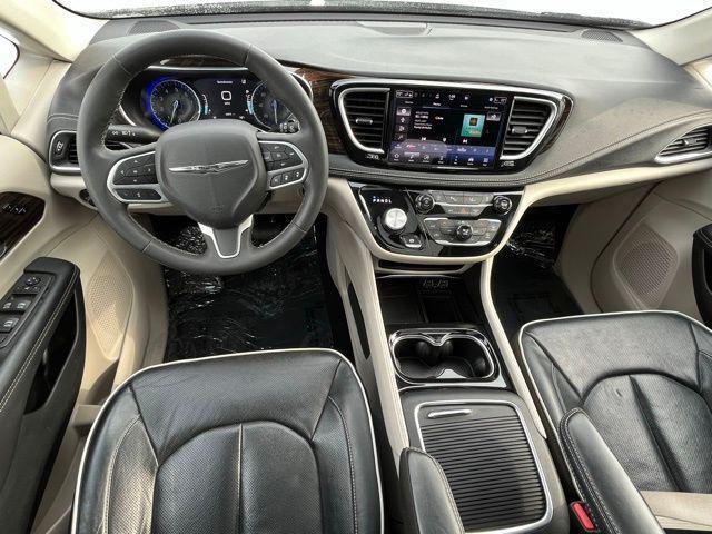 used 2023 Chrysler Pacifica car, priced at $27,798