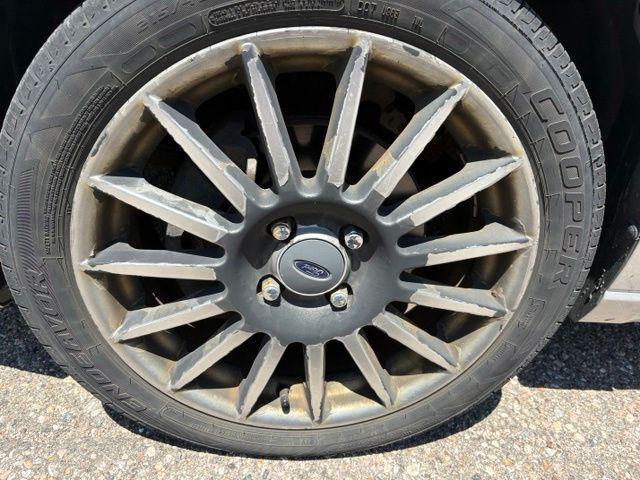 used 2009 Ford Focus car, priced at $3,913