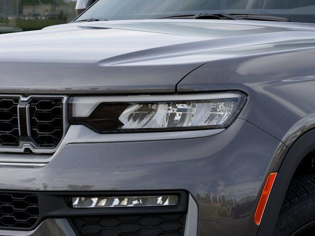 new 2026 Jeep Grand Cherokee car, priced at $48,580