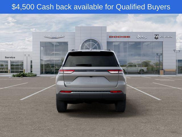new 2026 Jeep Grand Cherokee car, priced at $45,125