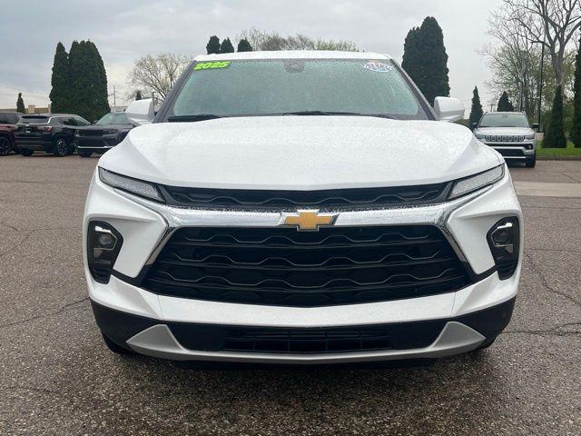used 2025 Chevrolet Blazer car, priced at $28,996