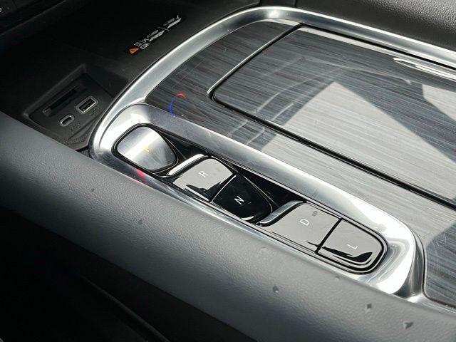 used 2024 Buick Enclave car, priced at $25,499