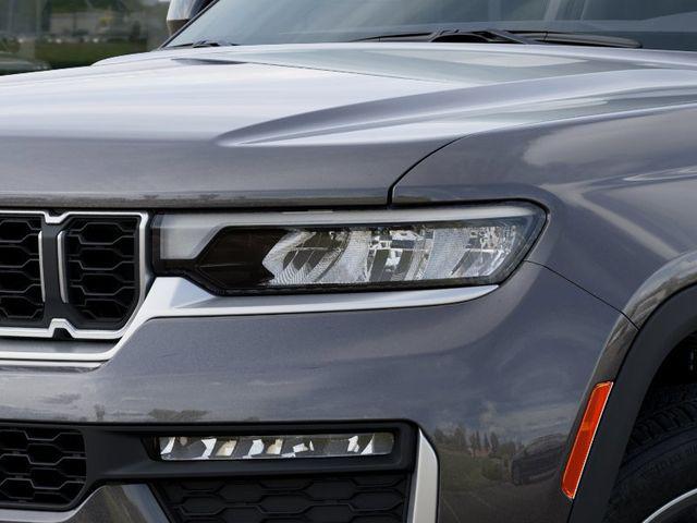 new 2026 Jeep Grand Cherokee car, priced at $45,985