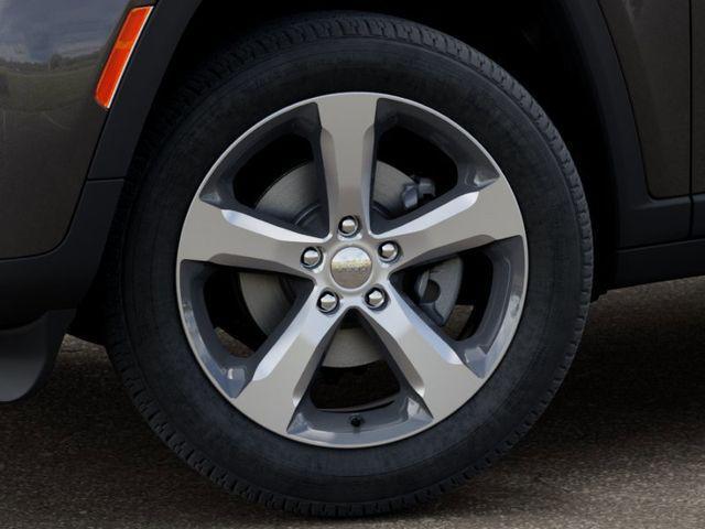 new 2026 Jeep Grand Cherokee car, priced at $45,985
