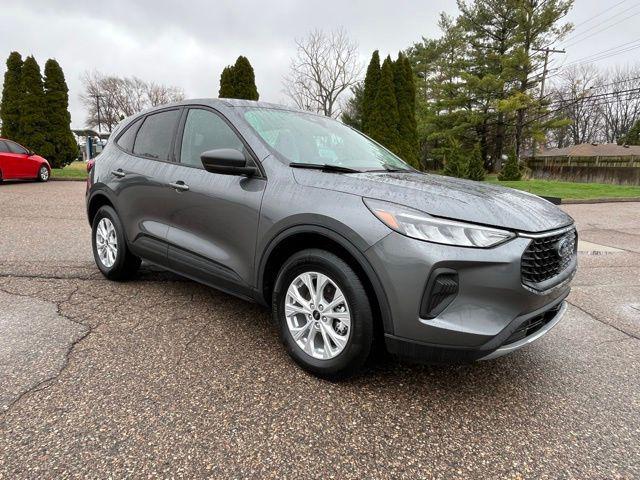 used 2025 Ford Escape car, priced at $26,990