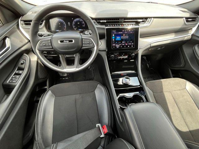 used 2023 Jeep Grand Cherokee car, priced at $32,998