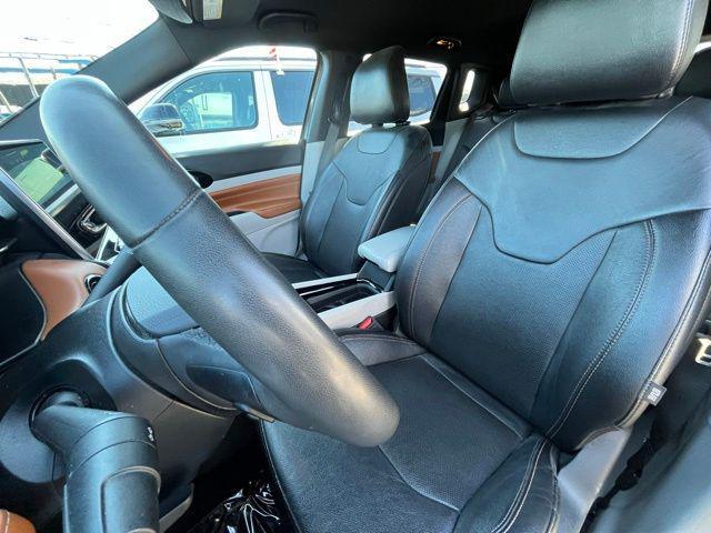 used 2023 Jeep Compass car, priced at $22,399